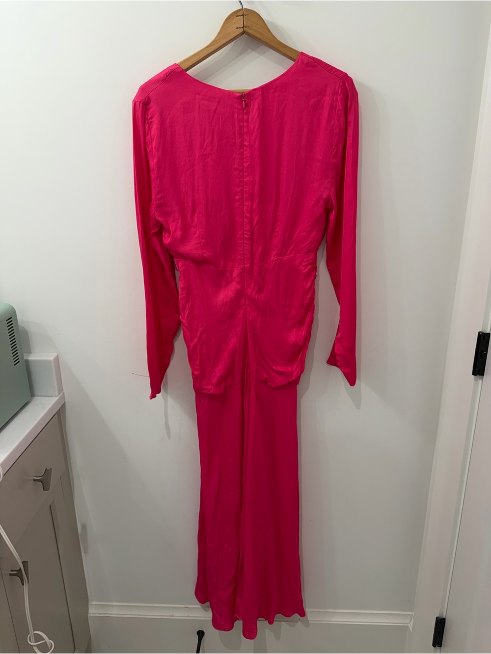 NWT FARM RIO Pink Long Sleeve Ruched Waist Midi Dress - Picture 10 of 10